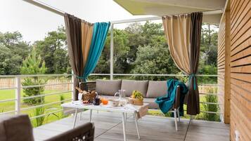 Bungalow, 3 Bedrooms, Terrace | Property grounds