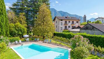 Family Villa, 5 Bedrooms, Fireplace (Villa Colle) | Pool | Seasonal outdoor pool