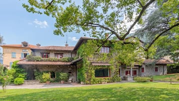 Family Villa, Multiple Bedrooms (Villa Colle) | Garden