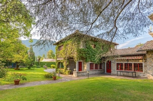 Vila família, 5 quartos, lareira (Villa Colle) | Entrada da propriedade