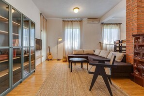 3 bedrooms - 3-bedroom Holiday House Giovanni (Preko)