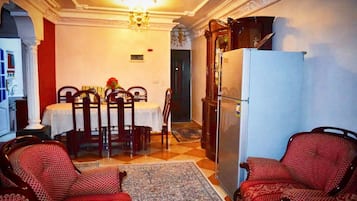 Shared Dormitory, 1 Bedroom, Smoking, Balcony | Living room
