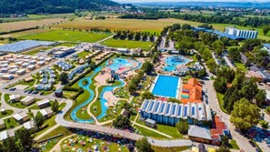 Appartement, 3 chambres, accessible aux personnes à mobilité réduite, balcon | Piscine | Piscine extérieure