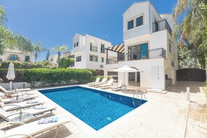 Outdoor pool - Protaras Holiday Villa My5 (Paralimni)