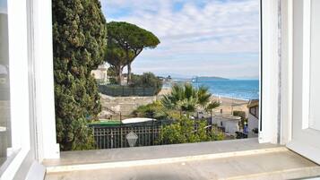House, 2 Bedrooms, Smoking, Balcony | View from property