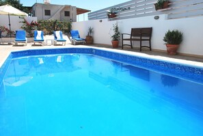 Villa, 5 Schlafzimmer, Raucher, Poolblick | Pool | Außenpool