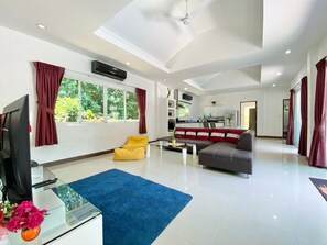 Villa, 4 Bedrooms, Smoking, Private Pool | Room amenity - Phikun Private Pool Villa (Chalong)