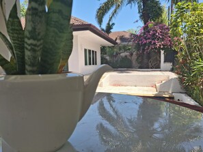 Villa, 4 Schlafzimmer, Raucher, eigener Pool | Unterkunftsgelände