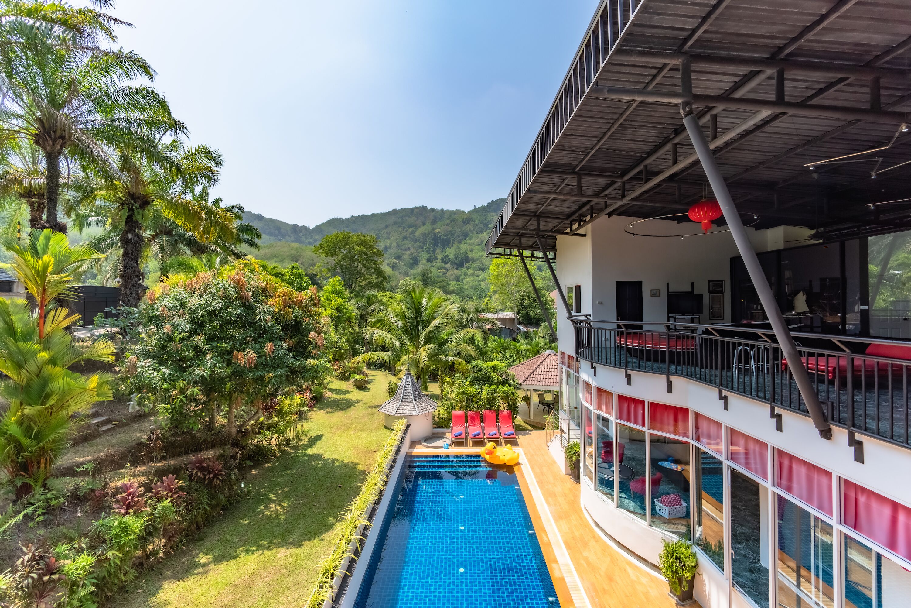 Photo - Luxurious 10-bedroom Villa With Private Pool in Chalong, Phuket
