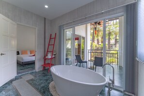 Villa, Multiple Bedrooms, Smoking, Private Pool | Bathroom