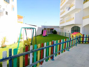 Apartamento, 1 quarto, acessível, para fumantes | Área infantil