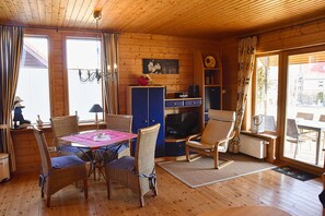 Casa, 2 camere da letto, terrazzo | Servizio della camera