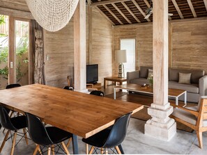 Villa, 3 Schlafzimmer, Terrasse, Gartenblick | Wohnzimmer