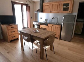 Apartment, 2 Bedrooms, Accessible, Mountain View | Dining - Punta Vittoria Sub 14 - Residence Anderbatt Gressoney - 3 Rooms - Cir 0010 (Gressoney-la-Trinite)