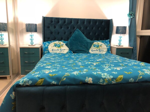 2 ห้องนอน