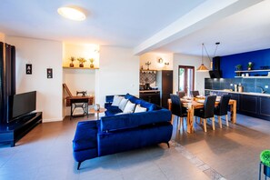 Apartment, 2 Schlafzimmer, Raucher, eigener Pool | Wohnbereich