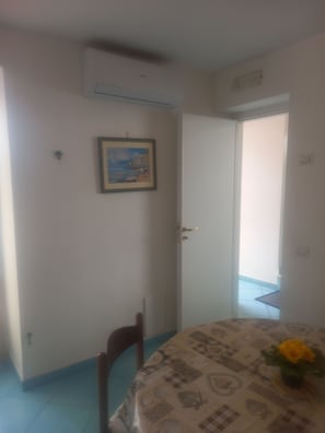 Appartement, 2 chambres, fumeurs, terrasse | Restauration