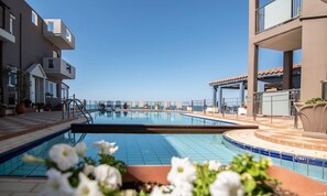 Exterior - Room in Guest Room - Girogiali Beach Hotel (Chania)