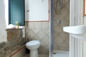 Apartment, 1 Bedroom, Balcony, City View | Bathroom - Central Apartment With Balcony (Cefalù)