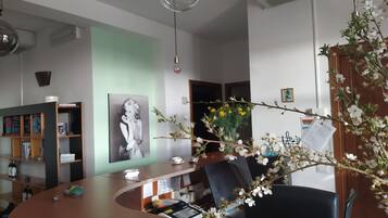 Zimmer, 1 Schlafzimmer, barrierefrei, Raucher | Lobby