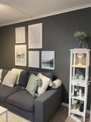 Room, 1 Bedroom | Living room - Room in Apartment - Apartment With one Bedrooms and Parking in the City of Stavanger (Stavanger)