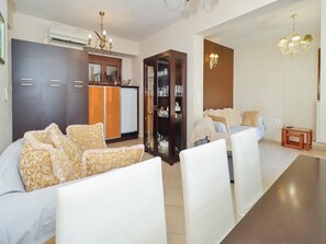 Villa, 6 Bedrooms, Balcony | Living room - Escape to Paradise - Experience Luxury and Serenity at Villa Elina in Sithonia! (Sithonia)