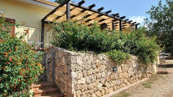 Villa, 2 Bedrooms, Smoking, Private Pool | Exterior