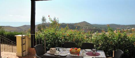 Villa, 2 Bedrooms, Smoking, Private Pool | Terrace/patio