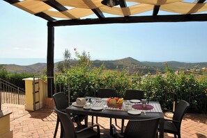 Villa, 2 chambres, fumeur, piscine privée | Terrasse/patio