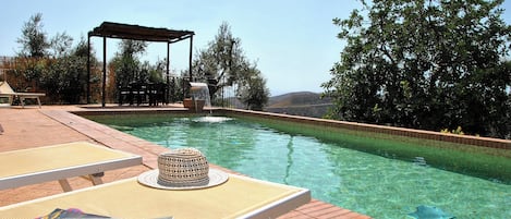 Villa, 2 habitaciones, para fumadores, alberca privada | Alberca | Alberca al aire libre