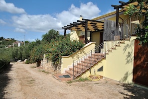 Villa, 2 Bedrooms, Smoking, Private Pool | Property entrance - Holiday House for 6 Persons, With Swimming Pool (Itri)