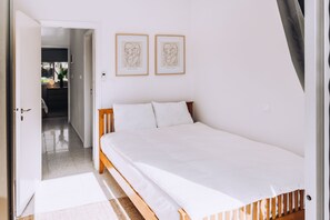 House, 2 Bedrooms, Smoking, Balcony | 2 bedrooms