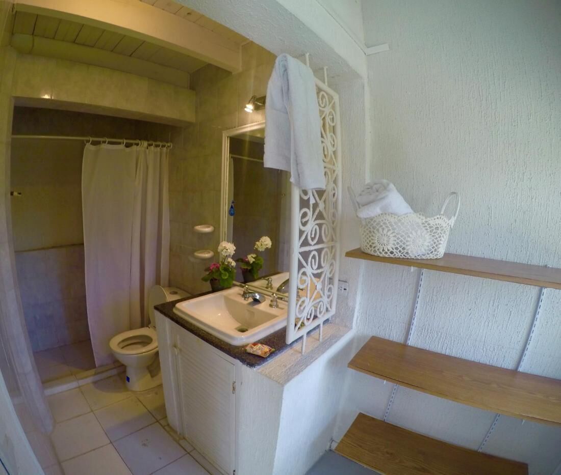 House, 5 Bedrooms, Accessible, Smoking | Bathroom | Towels
