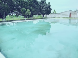 客房, 1 間臥室, 吸煙房, 私人泳池 | 泳池 | 室外泳池