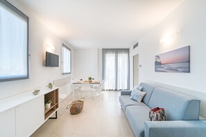 Appartement, 2 slaapkamers, koelkast | Woonruimte