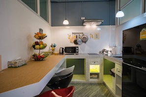 Departamento, 2 habitaciones, balcón | Interior