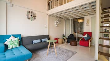 Apartment, 2 Bedrooms, Balcony | Living area | Books