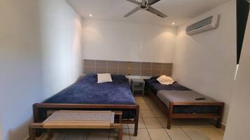 Condo, 2 chambres, fumeur, balcon | 2 chambres