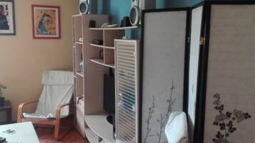 Departamento, 2 habitaciones, para fumadores | Área de sala de estar