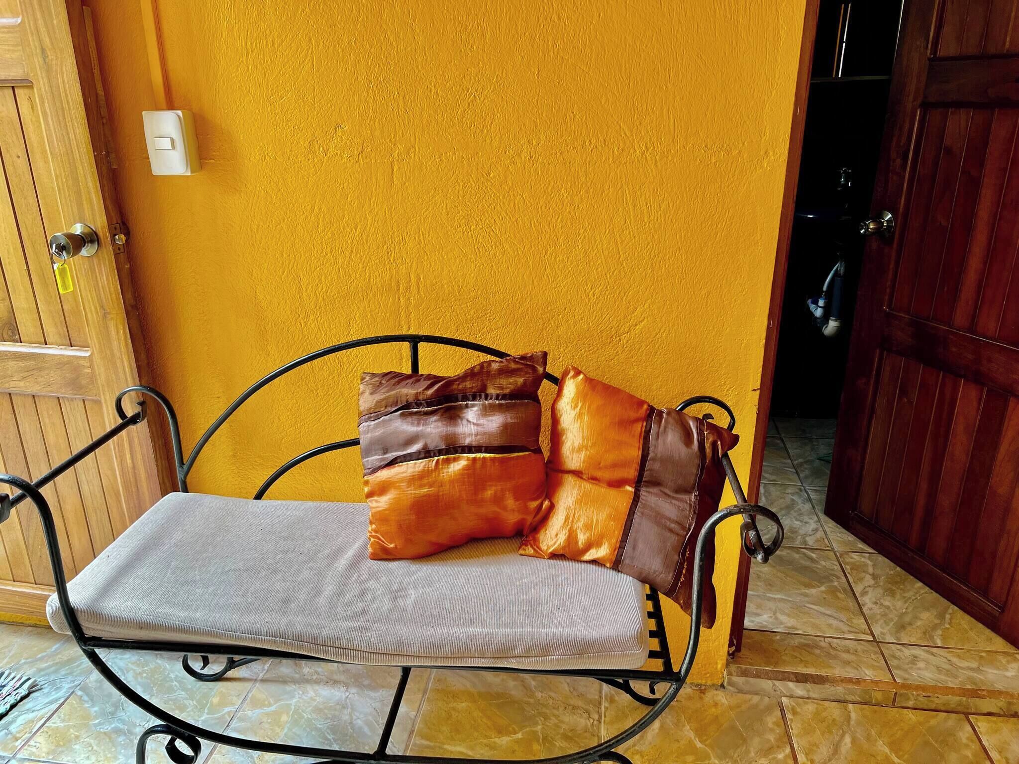 Zimmer, 1 Schlafzimmer, Terrasse, Bergblick | Wohnbereich