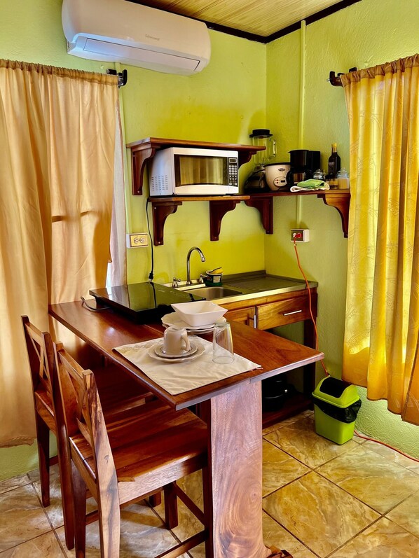 Kamar, 1 kamar tidur, patio, pemandangan gunung | Interior