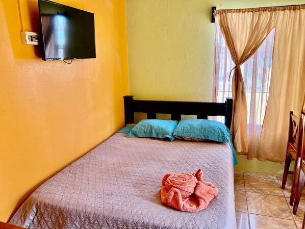 Room, 1 Bedroom, Patio, Mountain View | 1 bedroom