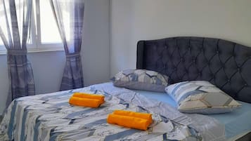 House, 2 Bedrooms, Smoking, Balcony | 3 bedrooms