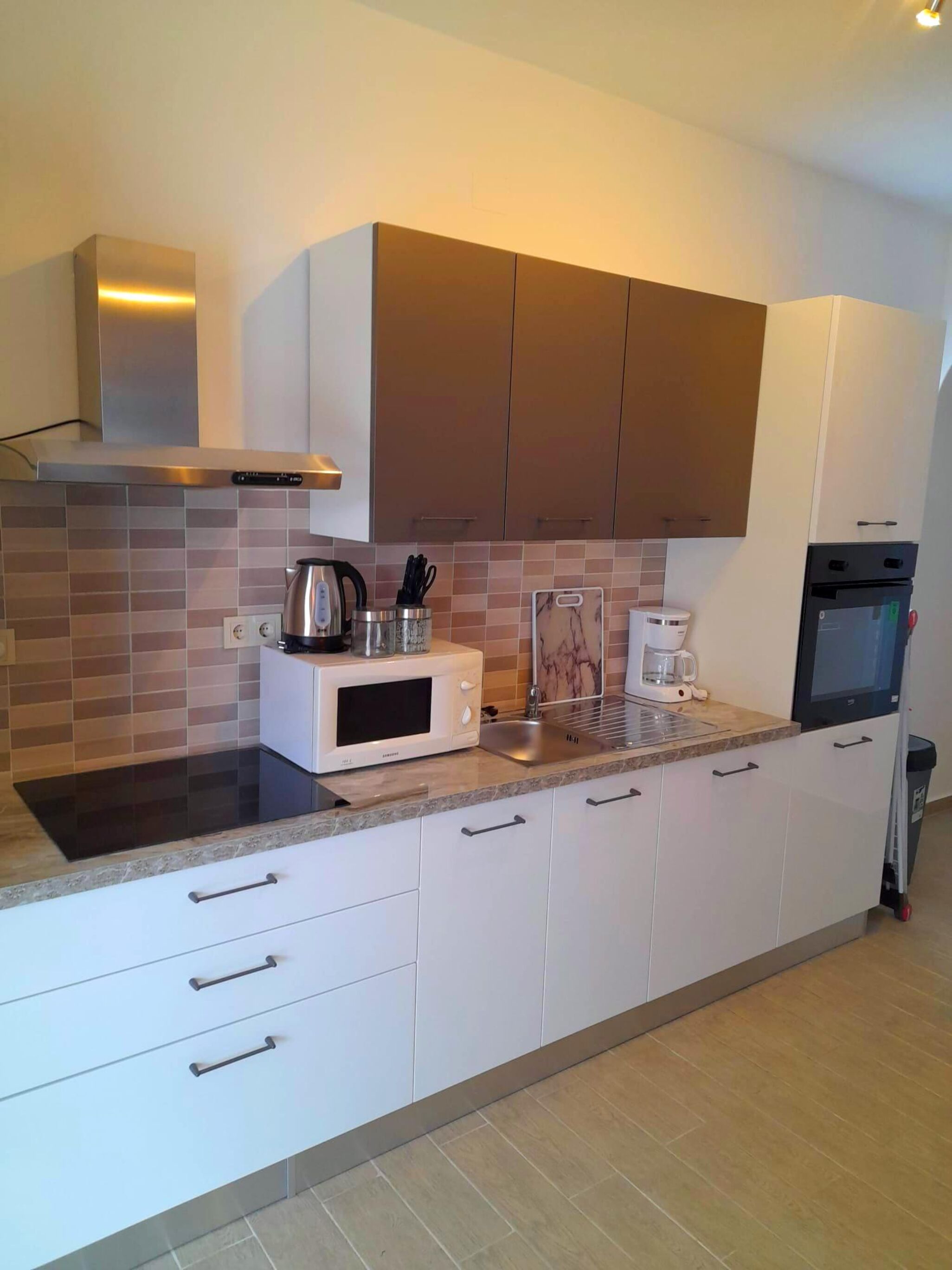 House, 2 Bedrooms, Smoking, Balcony | Interior