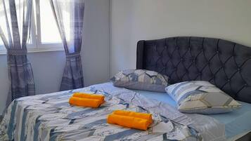 House, 2 Bedrooms, Smoking, Balcony | 3 bedrooms