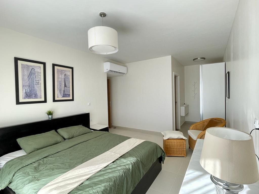 Apartemen Mewah | 2 kamar tidur dan Wi-Fi gratis