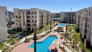 Seasonal outdoor pool