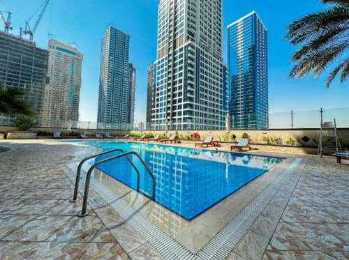 Homesgetaway - JLT Lake Views 1BR