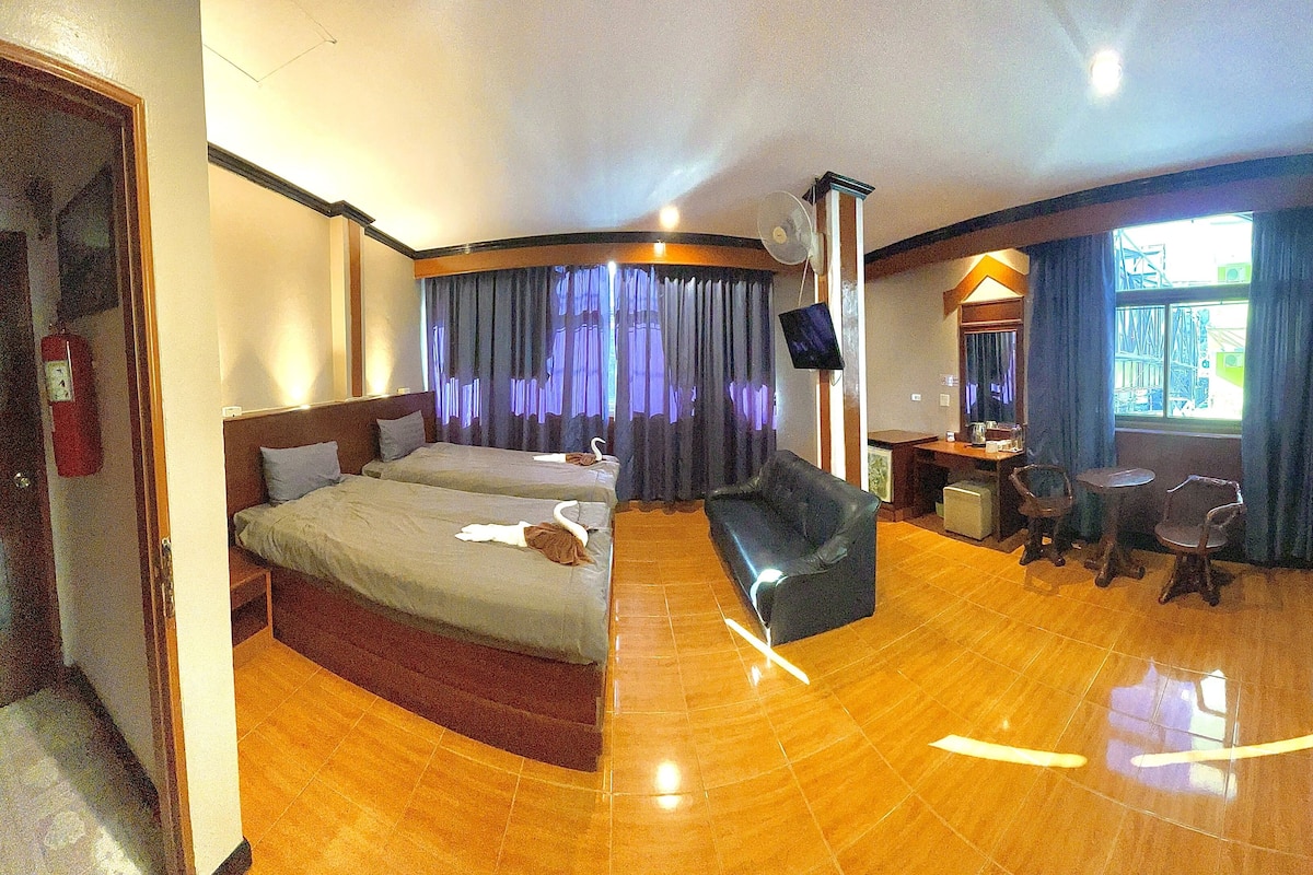 Premium bedding, minibar, in-room safe, individually furnished