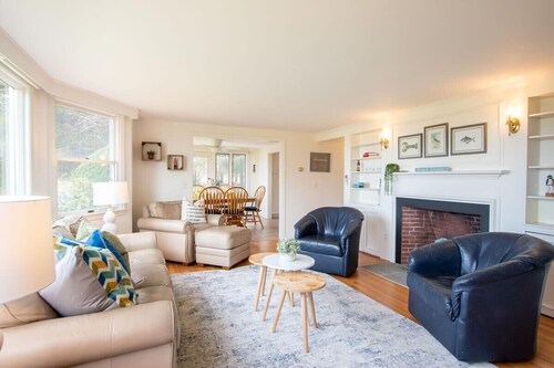 Spacious Home with Sprawling Yard!